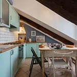 Il Nido Dei Colori Di Palazzo Saluzzo